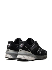 990v5 "black/silver "