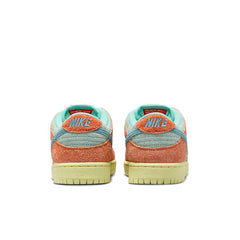 Nike SB Dunk Low 'Orange Emerald Rise'
