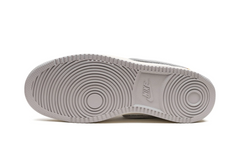 Low "Union White Canvas"