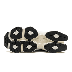 Kids 9060 "Black / White"