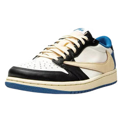 "Travi scott x Fragment"