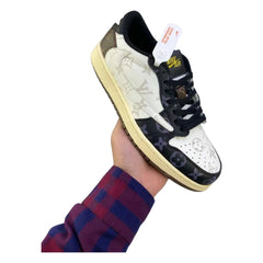 Kids “Travis Scott x  Lv“